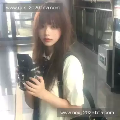 包奕和